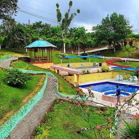 Hosteria Kasadasa ซานโต โดมิงโก เด ลอส โคโลราโดส ภายนอก รูปภาพ