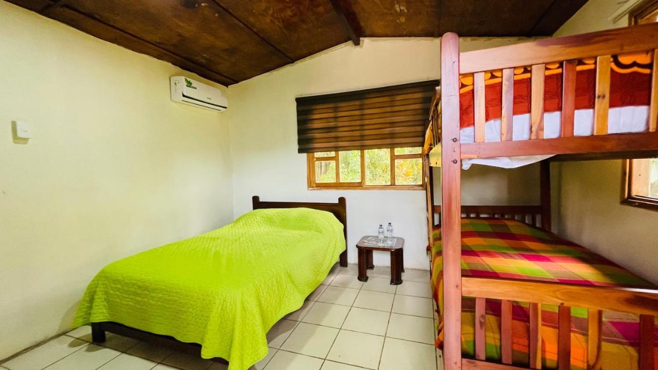 Hosteria Kasadasa ซานโต โดมิงโก เด ลอส โคโลราโดส ภายนอก รูปภาพ