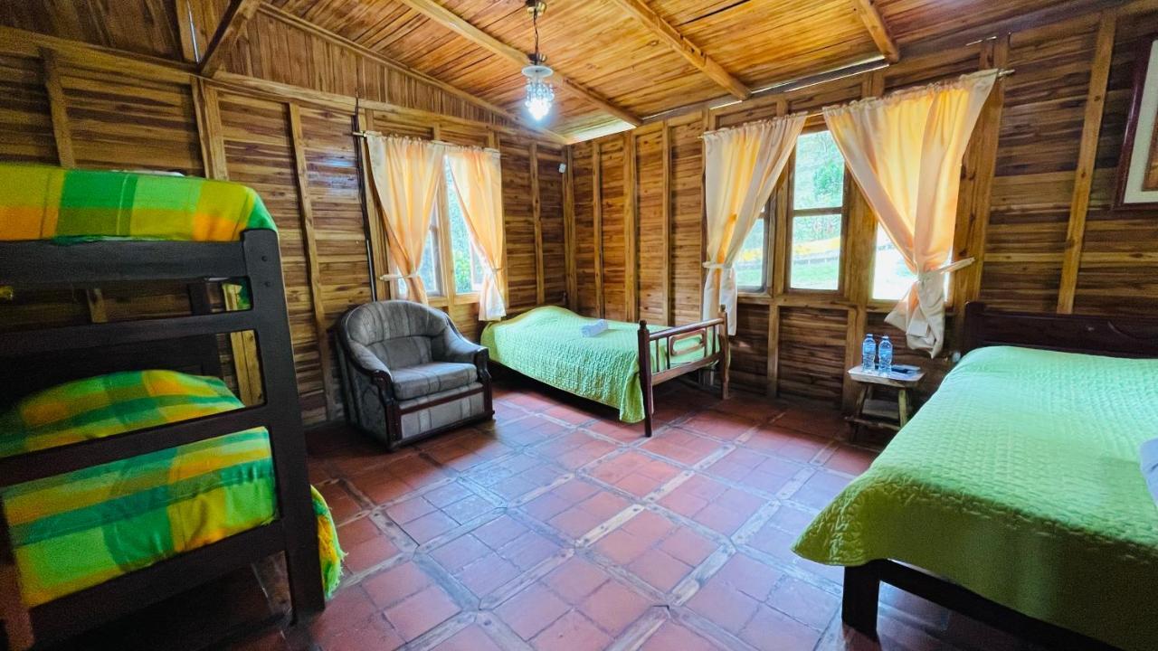 Hosteria Kasadasa ซานโต โดมิงโก เด ลอส โคโลราโดส ภายนอก รูปภาพ